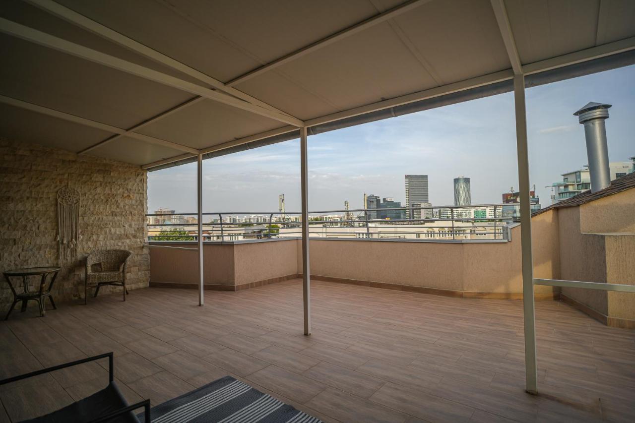Penthouse With Huge Rooftop & Amazing City View Bucarest Esterno foto